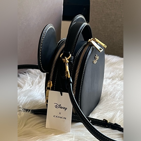 💰SOLD - CM194- Disney X Coach Mickey Mouse Ear Bag - Picture 4 of 13